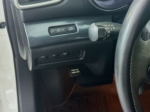 Used 2021 Nissan Maxima SR w/ Sport Mat Group image 17