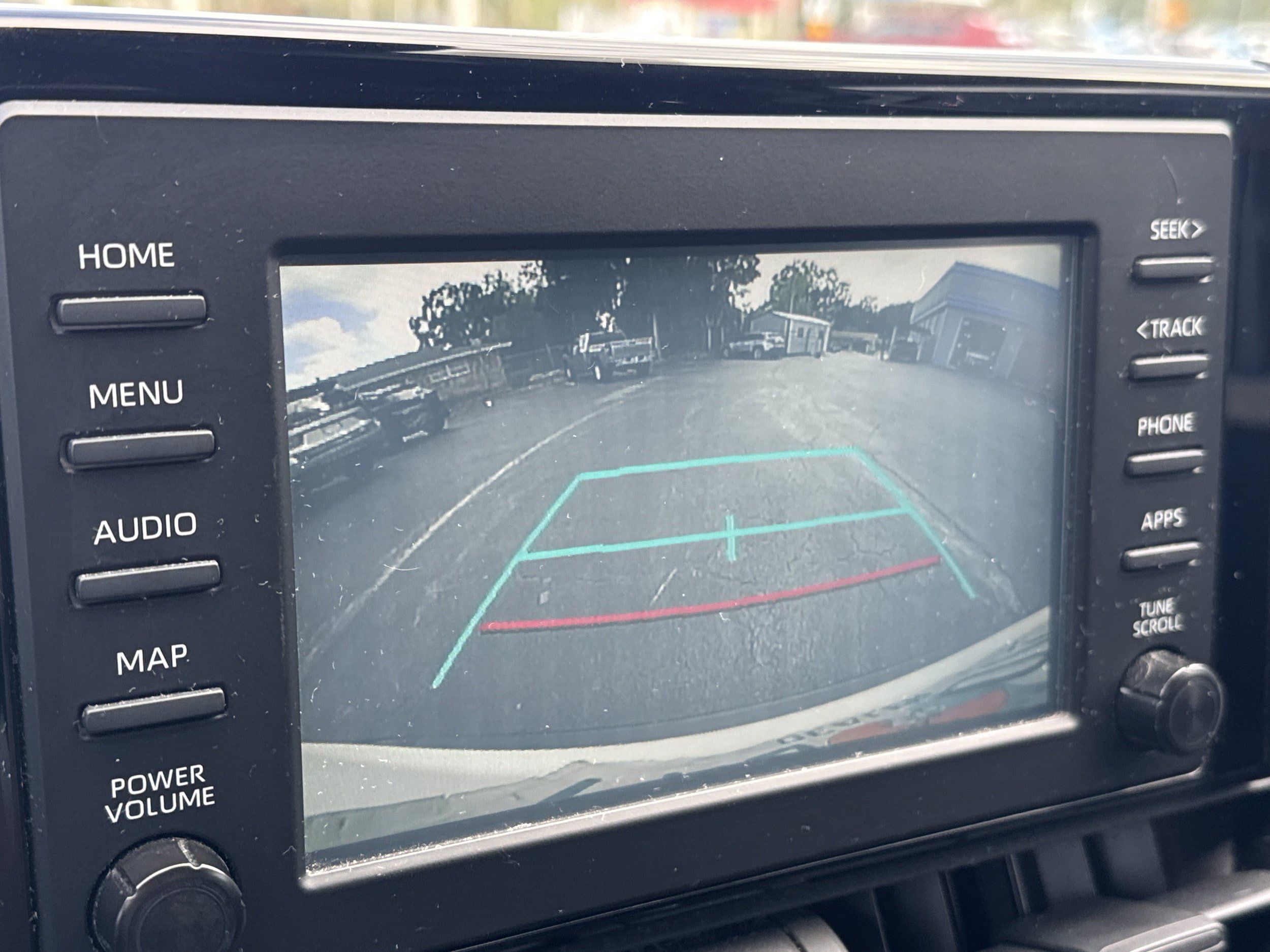 Used 2019 Toyota RAV4 XLE FWD image 28