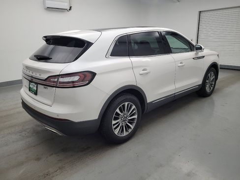 Used 2019 Lincoln Nautilus Select FWD image 10