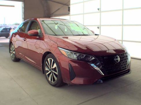 Used 2025 Nissan Sentra SV w/ All-Weather Package FWD image 2