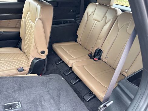 Used 2024 Kia Sorento SX Prestige w/ Olive Brown Leather Package AWD/4WD image 16