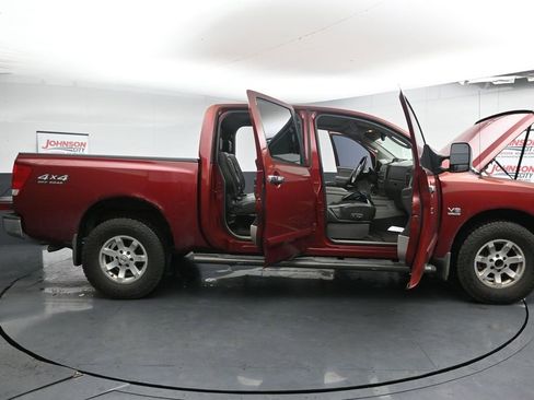 Used 2004 Nissan Titan LE w/ (NAV) Nissan Navigation Pkg image 27