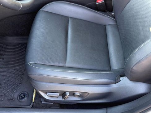 Used 2024 Toyota Prius XLE image 15