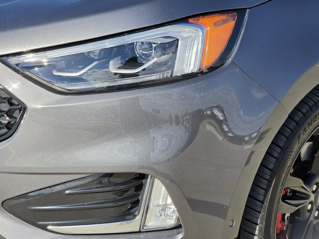 Used 2024 Ford Edge ST w/ Equipment Group 401A AWD/4WD image 2