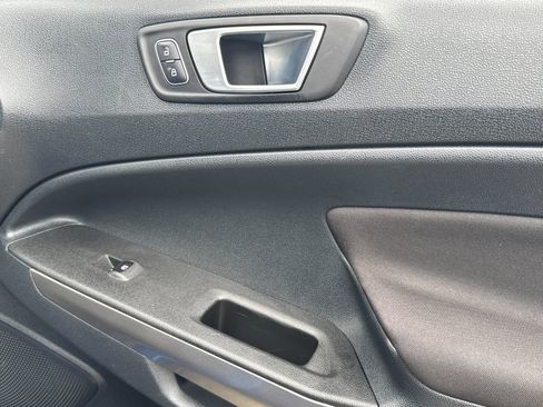 Used 2018 Ford EcoSport SE w/ SE Convenience Package FWD image 20