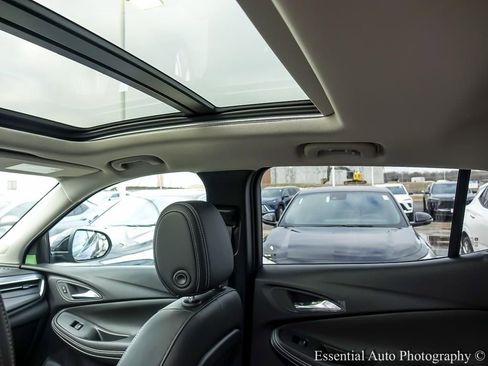 New 2026 Buick Encore GX Avenir image 12