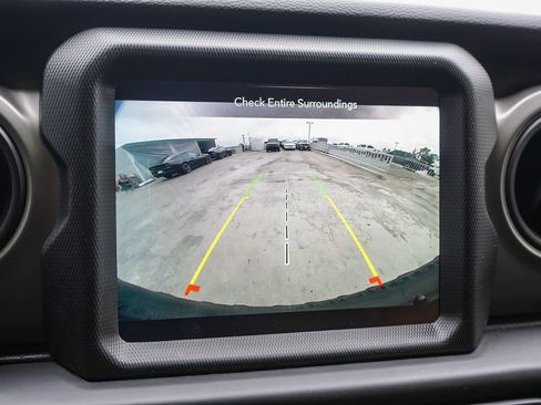 Used 2022 Jeep Wrangler Unlimited Sport AWD/4WD image 25