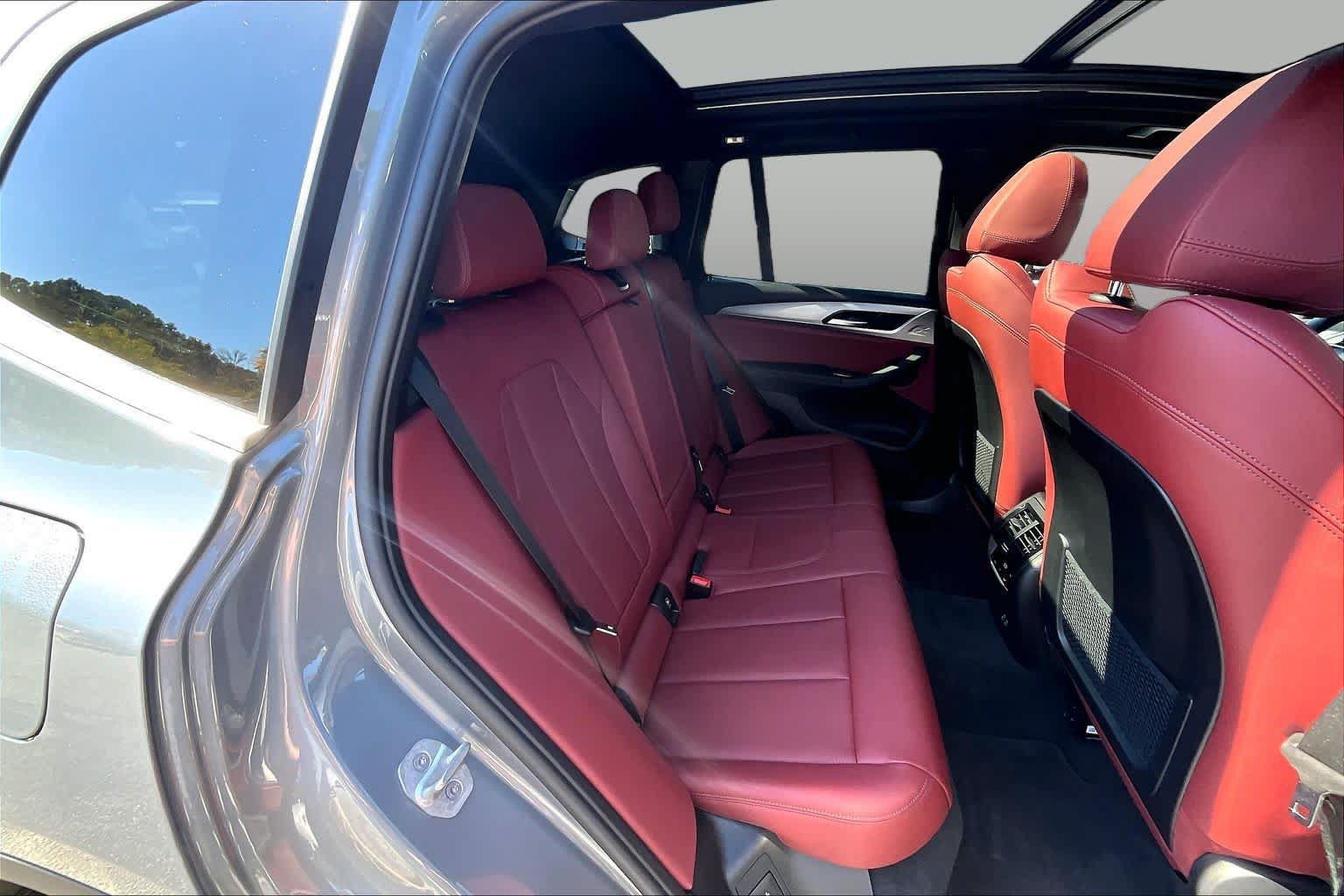 Used 2024 BMW X3 sDrive30i w/ Convenience Package w/ZPA RWD image 20