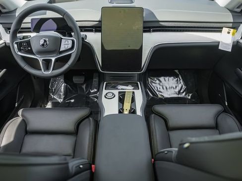 New 2026 Volvo EX90 Ultra AWD/4WD image 18