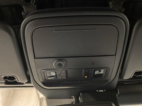 Certified 2025 Ford Bronco Outer Banks AWD/4WD image 3