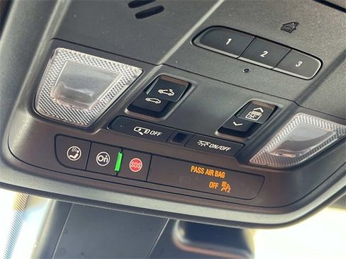 Certified 2022 Cadillac XT4 Premium Luxury w/ Enhanced Visibility Package image 29