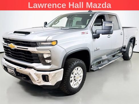 Used 2024 Chevrolet Silverado 2500 LT w/ Texas Edition AWD/4WD image 1