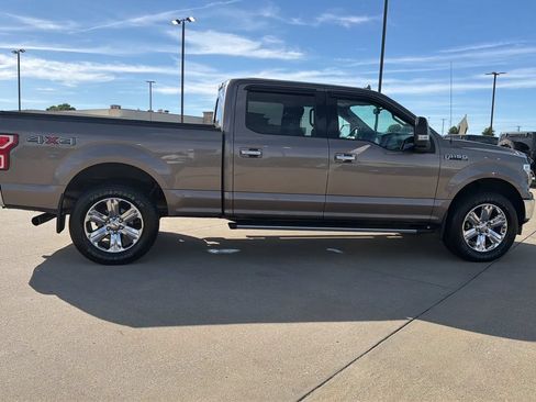 Used 2018 Ford F150 XLT w/ Equipment Group 302A Luxury AWD/4WD image 28