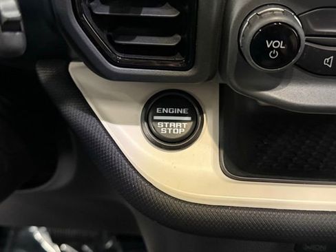 Used 2024 Ford Bronco Sport Heritage w/ Heritage Convenience Package AWD/4WD image 17