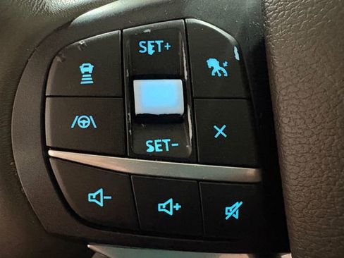 Used 2020 Ford Explorer Platinum image 25