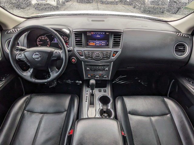 Used 2019 Nissan Pathfinder SL FWD image 16