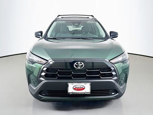 Used 2026 Toyota Corolla Cross LE image 2