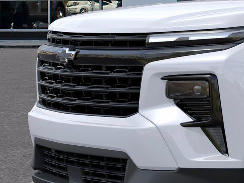 New 2026 Chevrolet Traverse LT w/ Midnight/Sport Edition FWD image 13