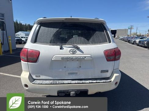 Used 2016 Toyota Sequoia SR5 image 6
