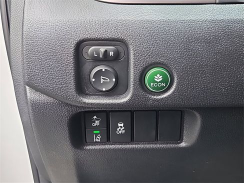 Certified 2022 Honda Pilot Special Edition image 17