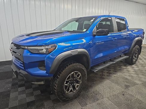 Used 2024 Chevrolet Colorado ZR2 AWD/4WD image 9