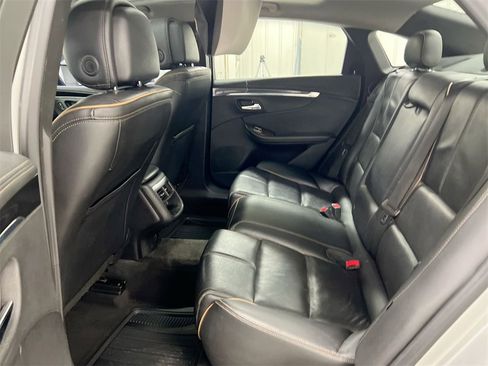 Used 2014 Chevrolet Impala LTZ image 23