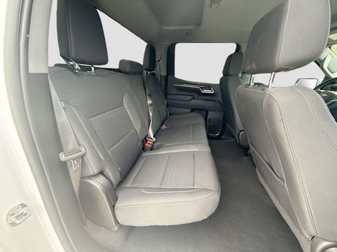 Used 2025 Chevrolet Silverado 1500 LT RWD image 28