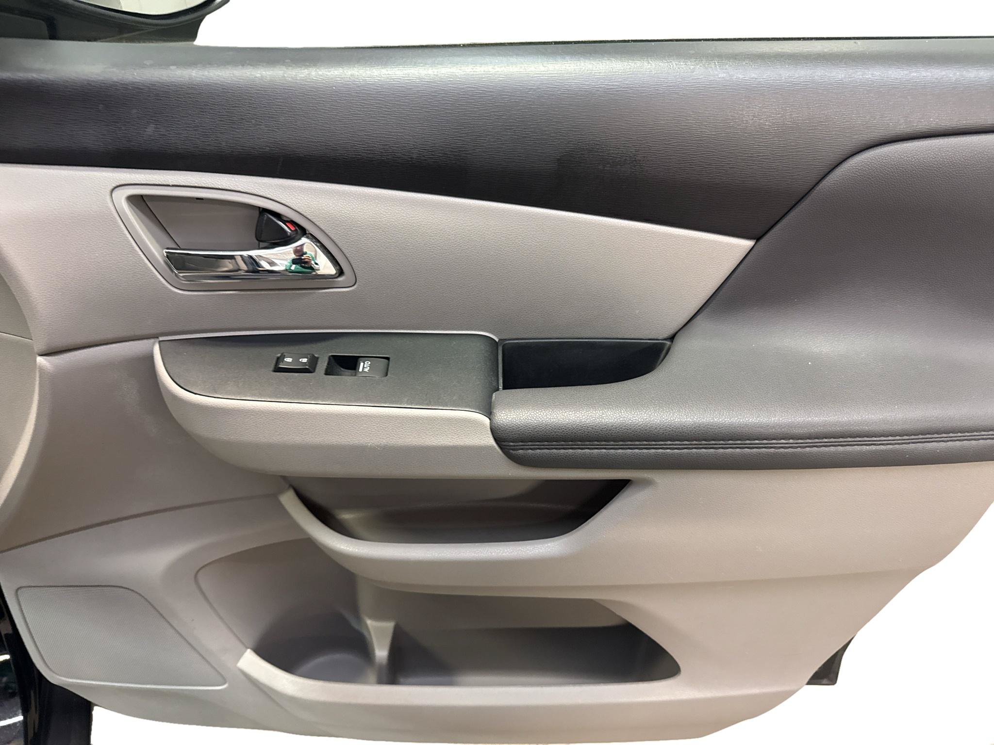Used 2016 Honda Odyssey EX-L image 16
