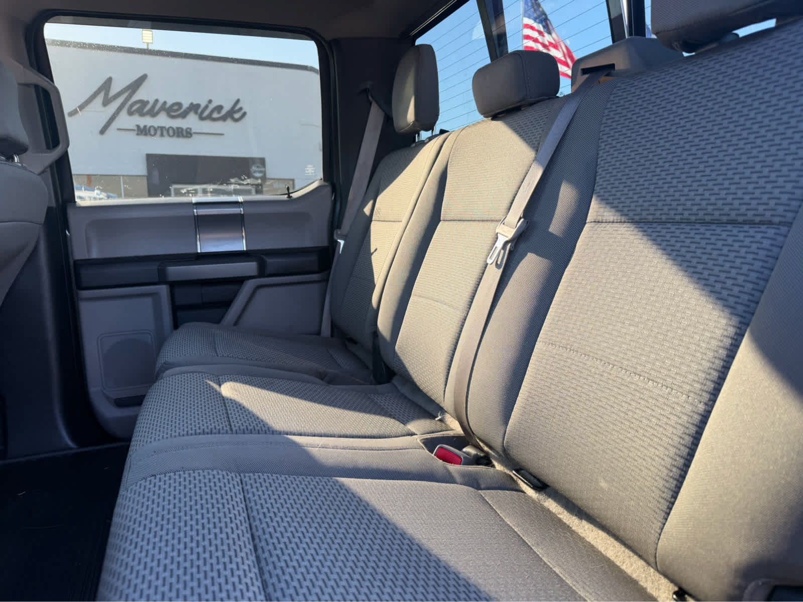 Used 2015 Ford F150 XLT w/ Equipment Group 302A Luxury AWD/4WD image 6