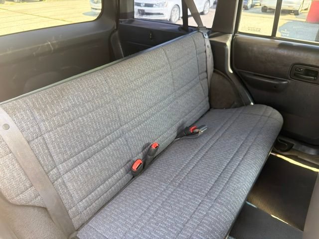 Used 2001 Jeep Cherokee Sport AWD/4WD image 23