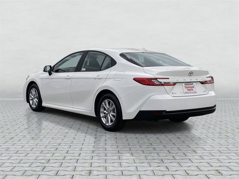 Certified 2025 Toyota Camry LE image 4