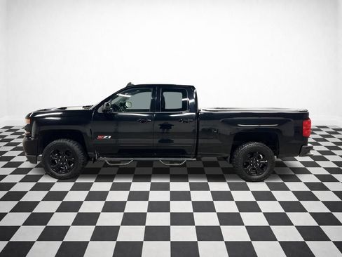 Used 2016 Chevrolet Silverado 1500 LT w/ Midnight Edition image 9