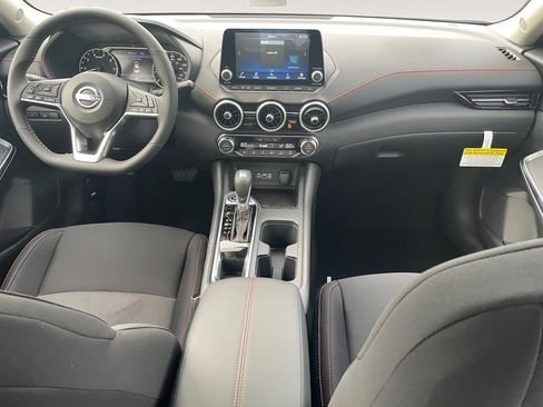 New 2025 Nissan Sentra SR w/ Midnight Edition image 31