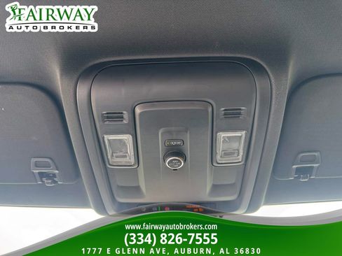 Used 2025 Chevrolet Tahoe Z71 image 25