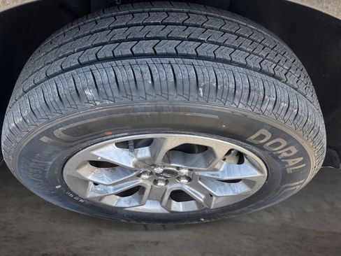 Used 2022 Ford Maverick XLT w/ Equipment Group 300A Standard AWD/4WD image 16