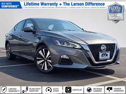Used 2022 Nissan Altima 2.5 SV