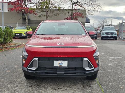 New 2026 Hyundai Kona SE image 2