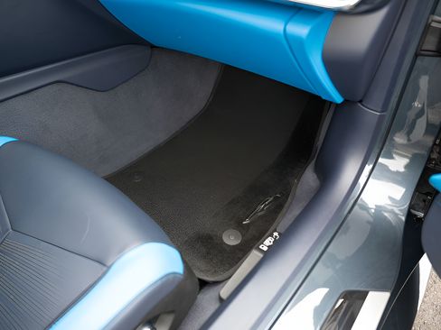 Used 2020 Chevrolet Corvette Stingray Premium Conv w/ 3LT Preferred Equipment Group RWD image 34