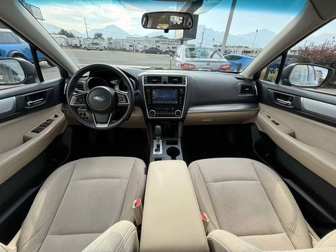 Used 2018 Subaru Outback 2.5i Premium AWD/4WD image 14