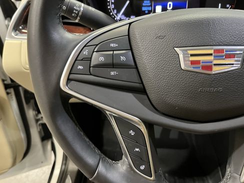 Used 2017 Cadillac XT5 Luxury w/ Driver Awareness Package image 21