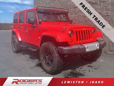 Used 2013 Jeep Wrangler Unlimited Sahara w/ Dual Top Group AWD/4WD image 1