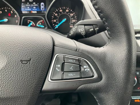 Used 2018 Ford Escape Titanium w/ Ford Safe & Smart Package image 7