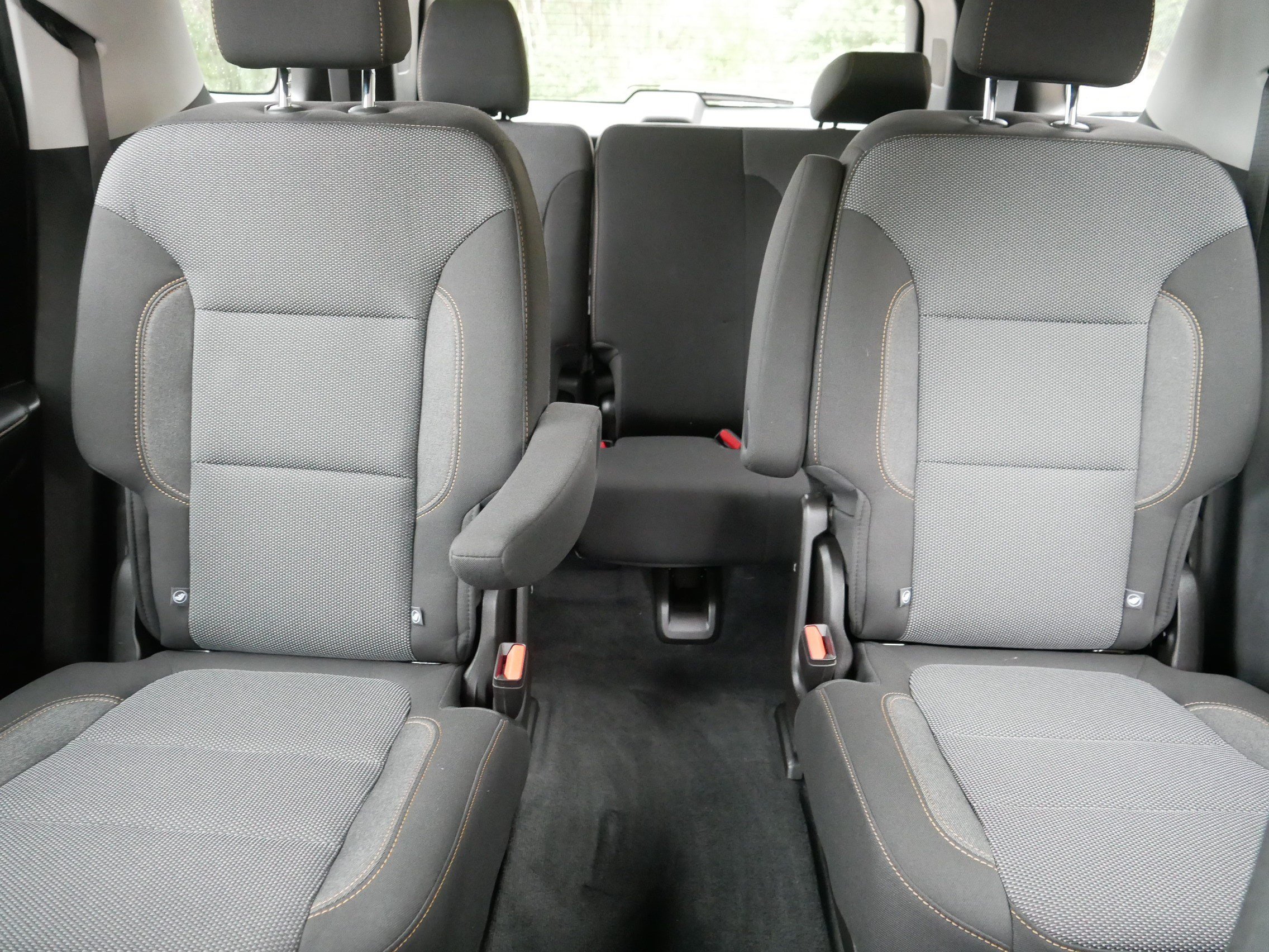 Used 2021 Chevrolet Traverse LT w/ LPO, Floor Liner Package AWD/4WD image 13