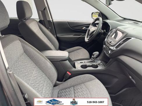 Used 2022 Chevrolet Equinox LT AWD/4WD image 16
