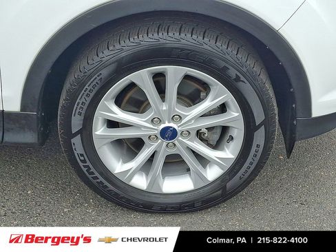 Used 2019 Ford Escape SEL AWD/4WD image 10