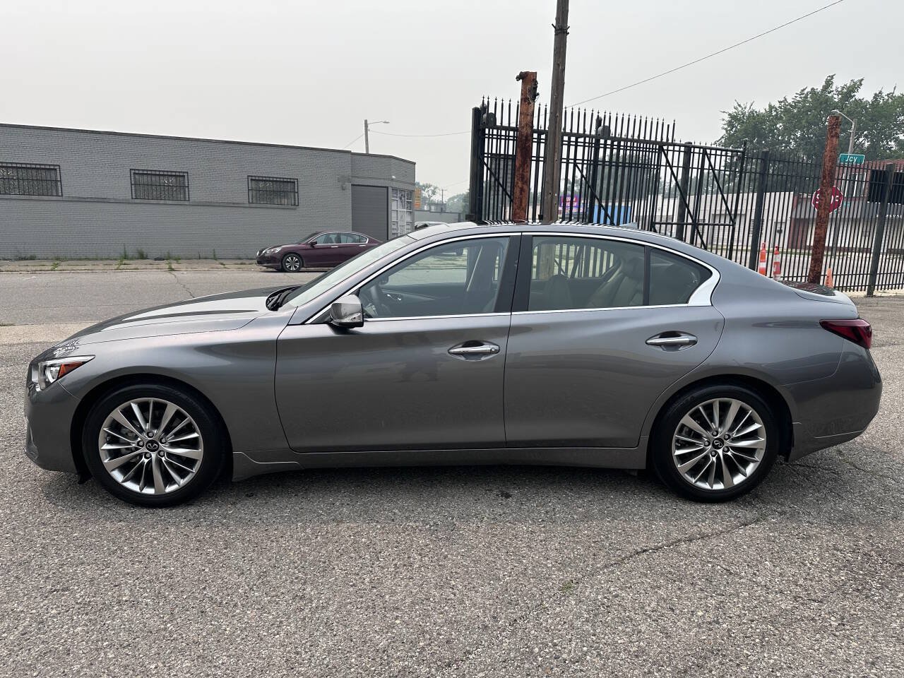 Used 2022 INFINITI Q50 Luxe w/ Cargo Package AWD/4WD image 4