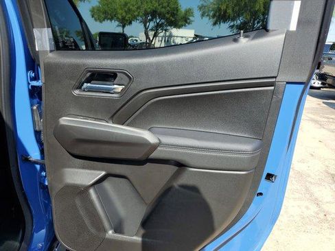 New 2026 GMC Canyon Elevation w/ Convenience Package image 11