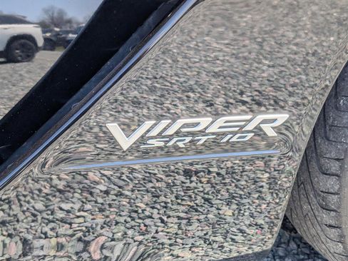 Used 2006 Dodge Viper SRT-10 image 14