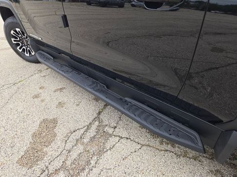 New 2026 GMC Sierra EV Elevation image 19