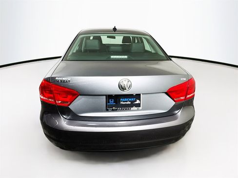 Used 2014 Volkswagen Passat 1.8T Wolfsburg Edition image 6
